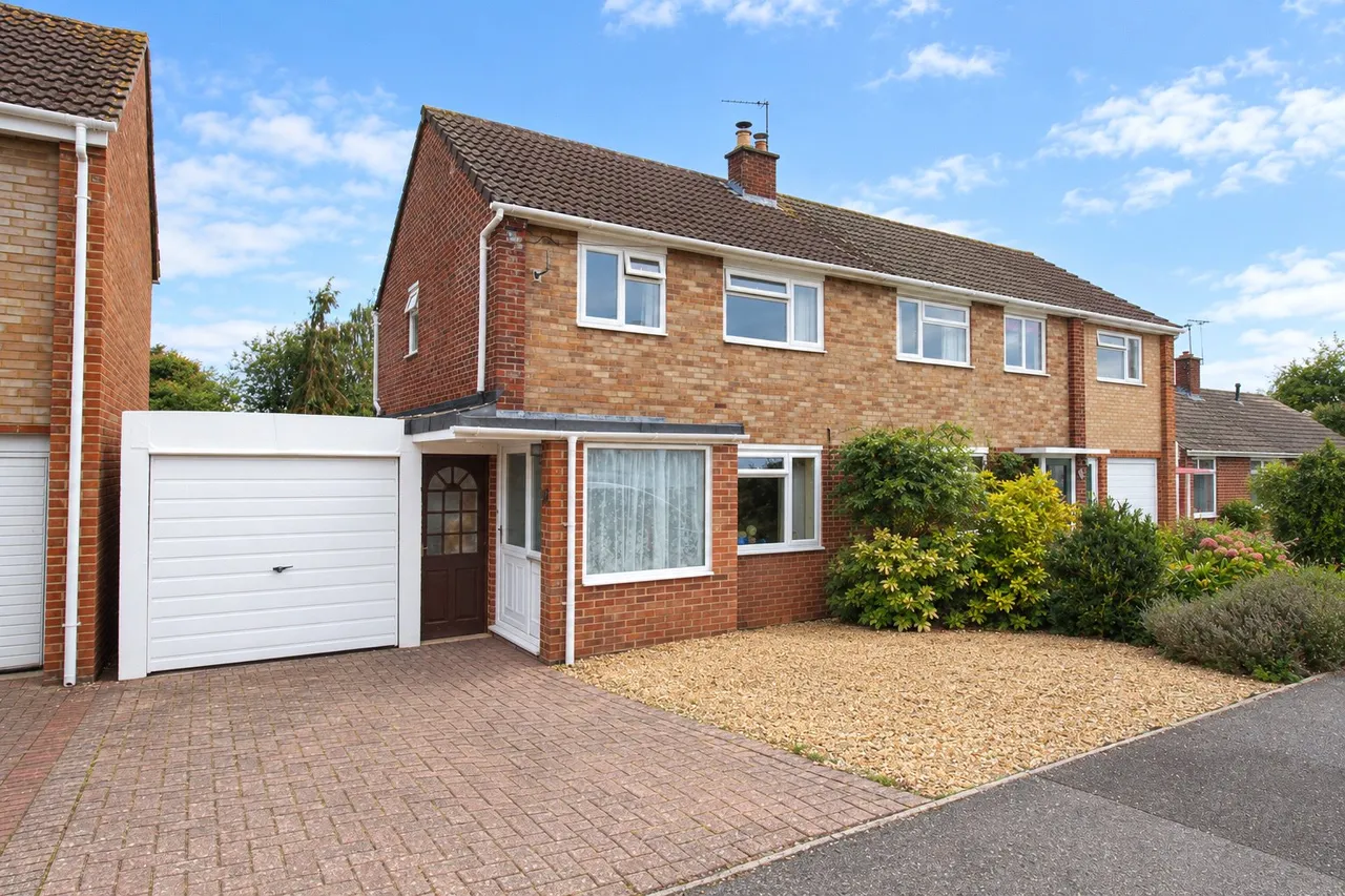 3 bed house for sale, Hilperton, Trowbridge