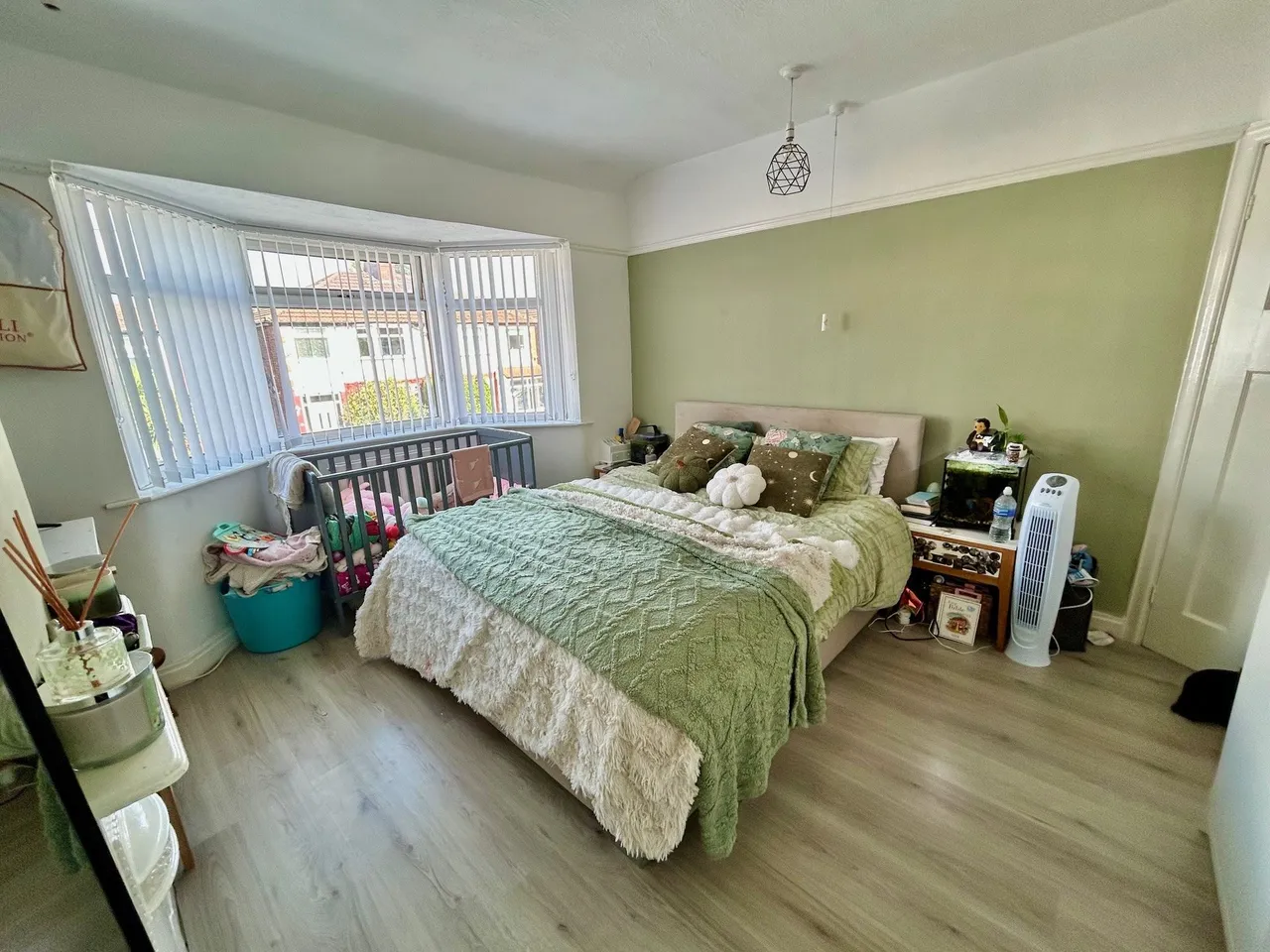 Hurstfold Avenue, Manchester, photo 5