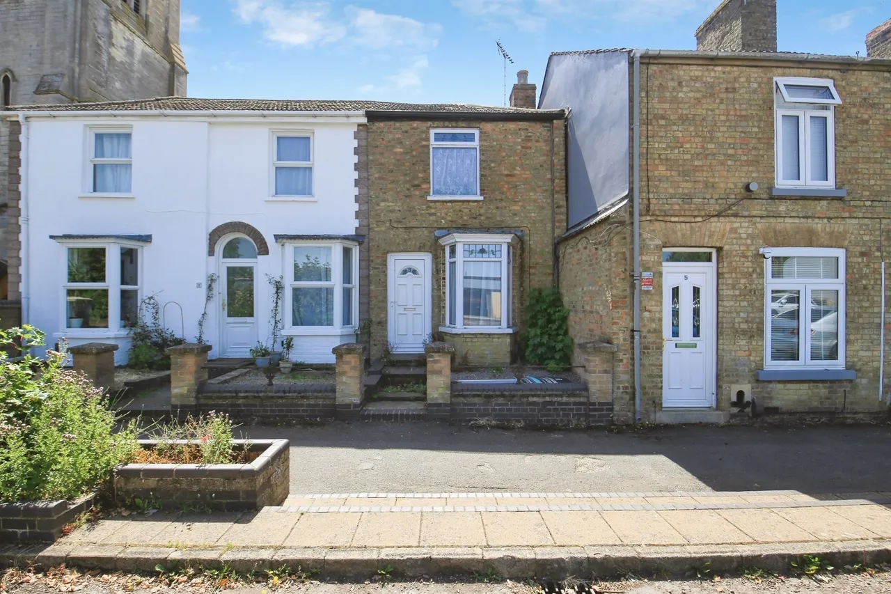 3 bed house for sale, High Street, Eye, PE6