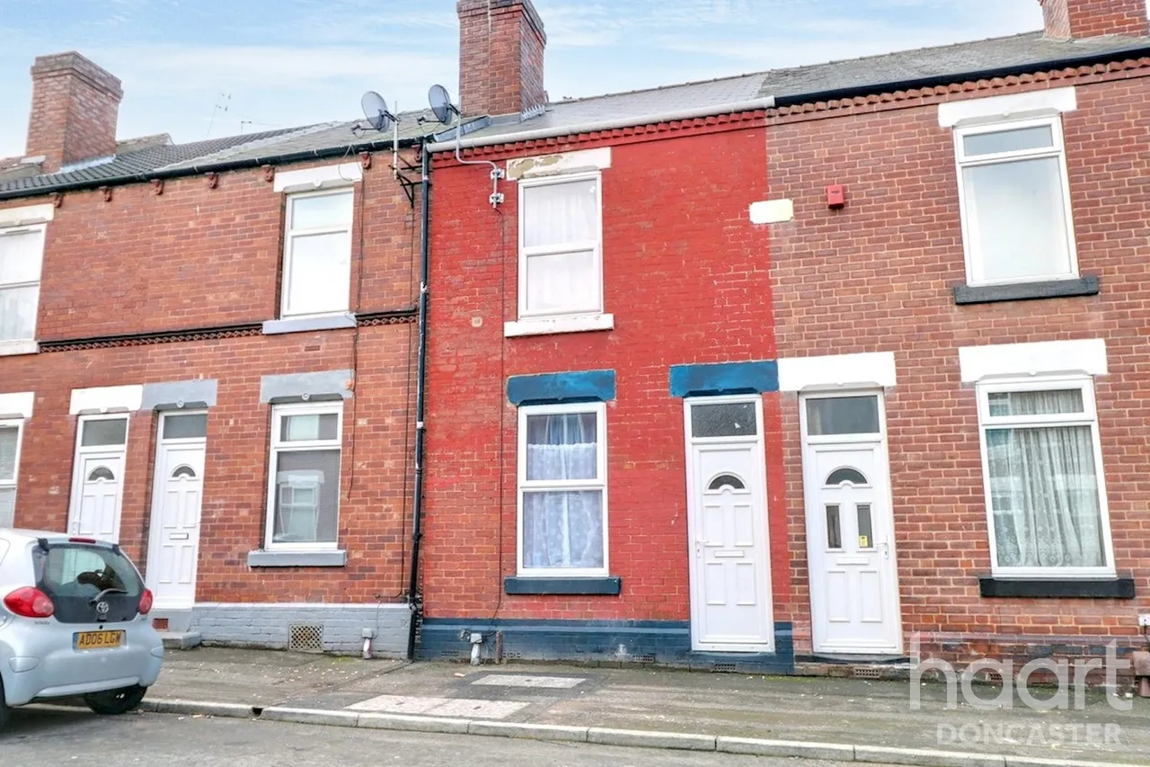 2 bed house for sale, Alexandra Road, Balby, DN4