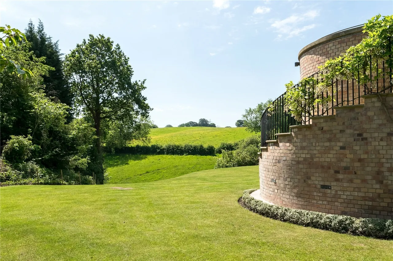 Dale Head Road, Prestbury, SK10, photo 30