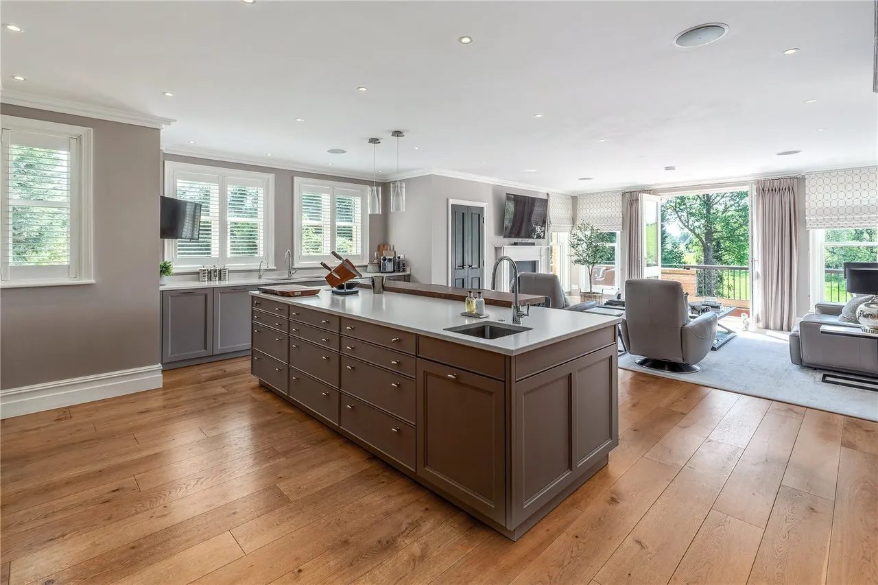 Dale Head Road, Prestbury, SK10, photo 5