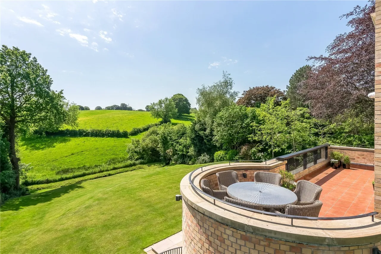 Dale Head Road, Prestbury, SK10, photo 3
