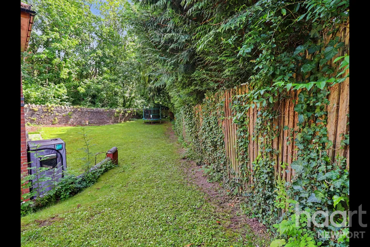 Fields Park Road, Newport, NP20, photo 19
