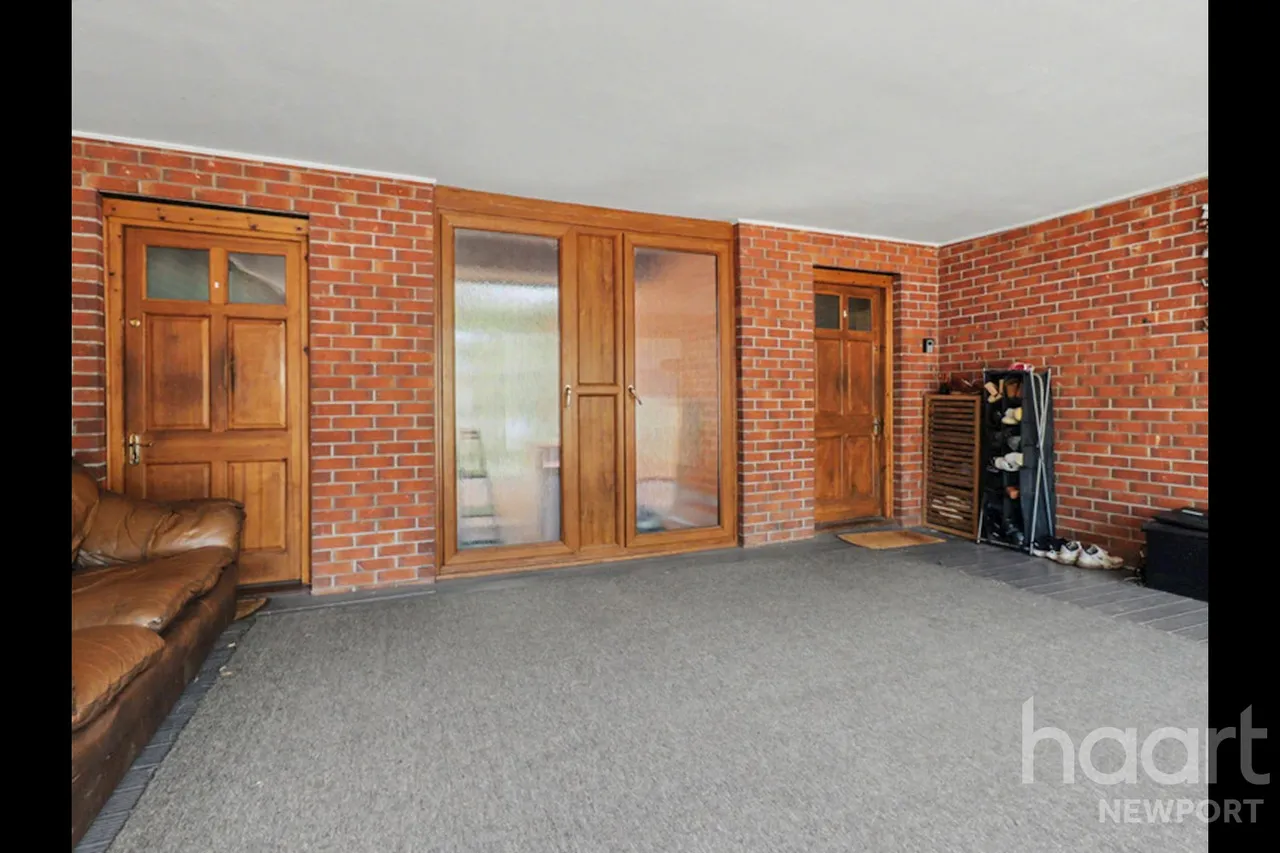 Fields Park Road, Newport, NP20, photo 23