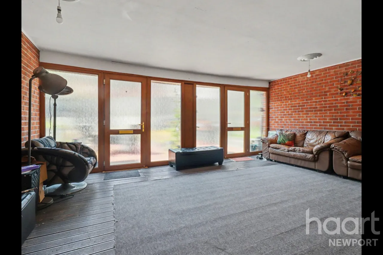 Fields Park Road, Newport, NP20, photo 22