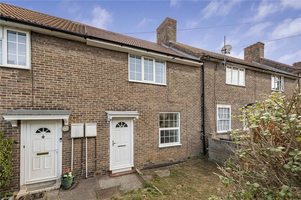 3 bed property for sale, Dagonet Road, Bromley