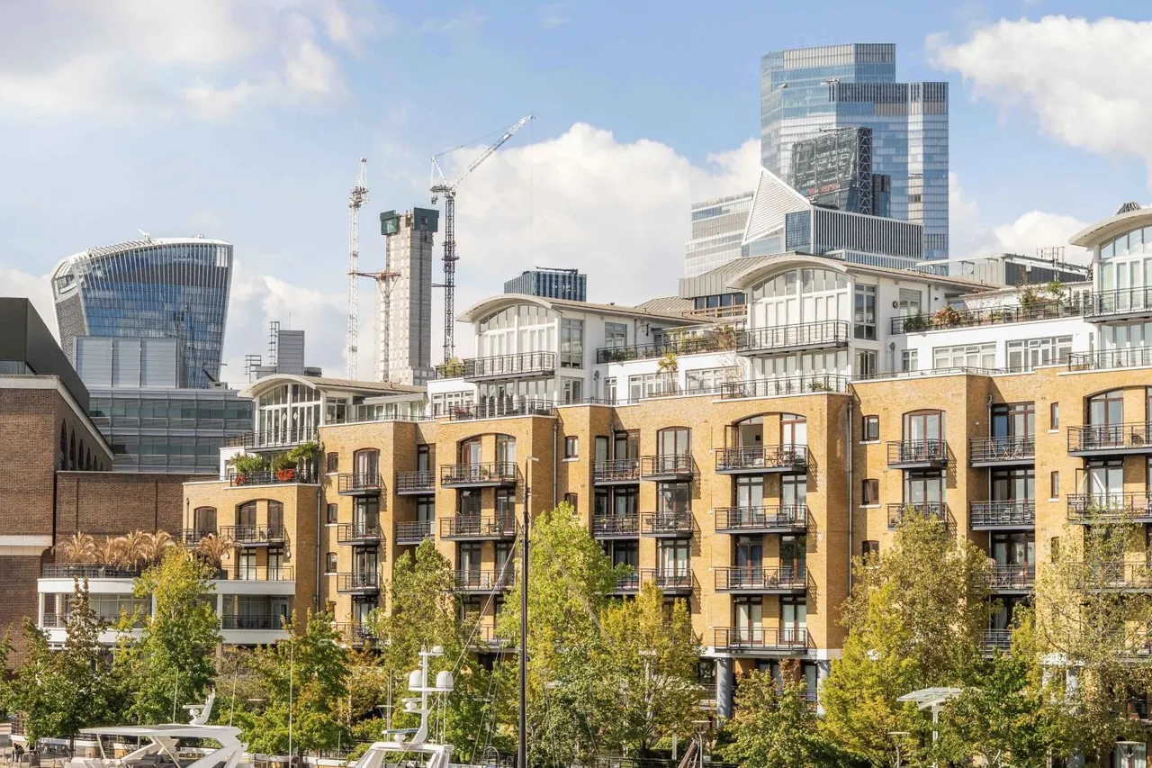 Thomas More Street, London, E1W, photo 19