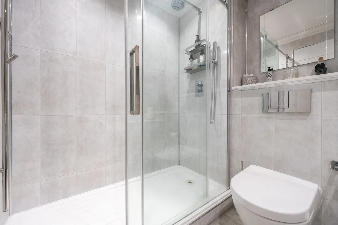 Thomas More Street, London, E1W, photo 18