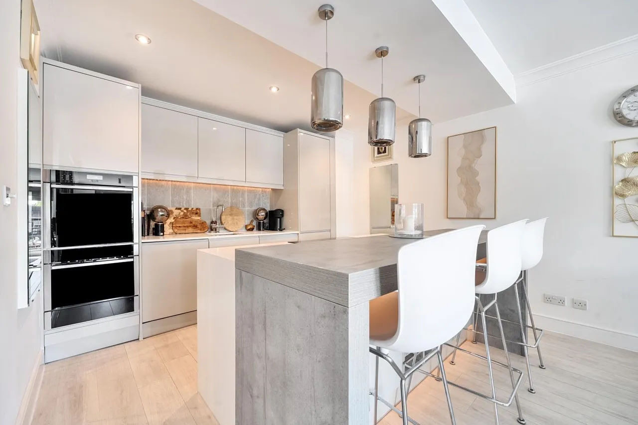 Thomas More Street, London, E1W, photo 11