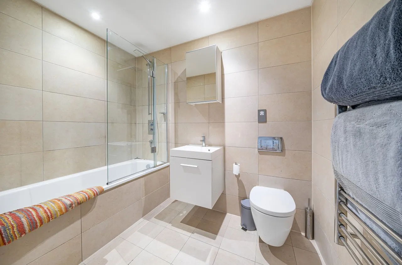 Ocean Way, Ocean Village, SO14, photo 8