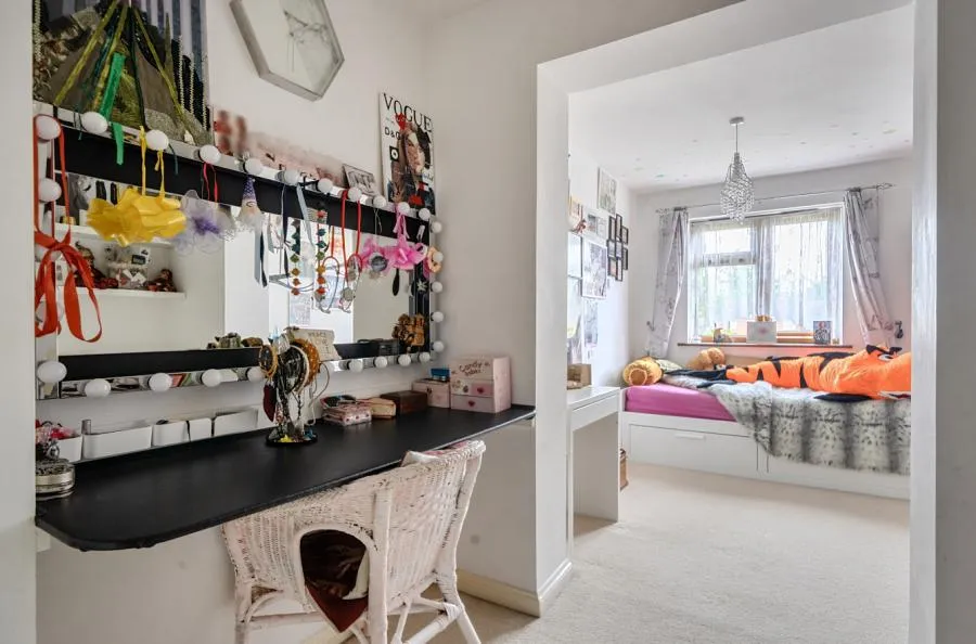 Kynaston Avenue, Aylesbury, HP21, photo 10