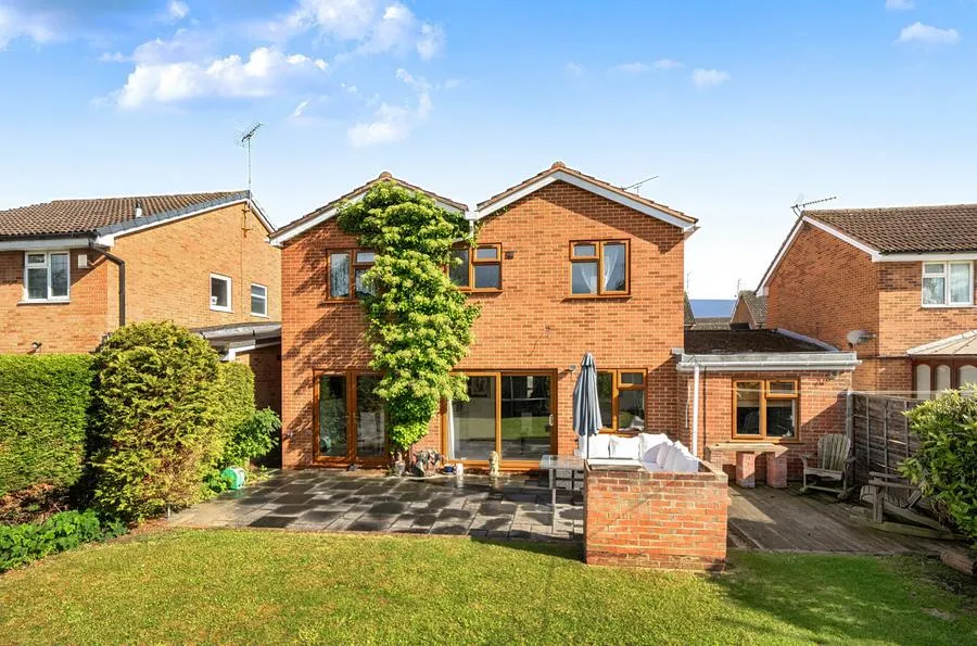 Kynaston Avenue, Aylesbury, HP21, photo 15