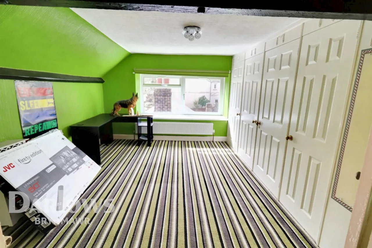 Tredegar Road, Ebbw Vale, photo 23