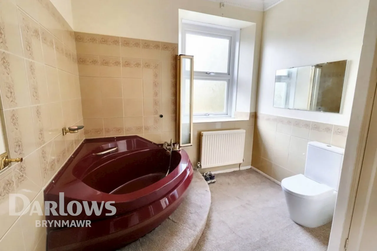 Tredegar Road, Ebbw Vale, photo 15