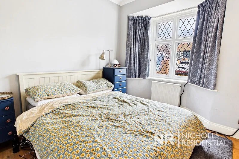 Meadow Walk, Ewell, KT19, photo 8
