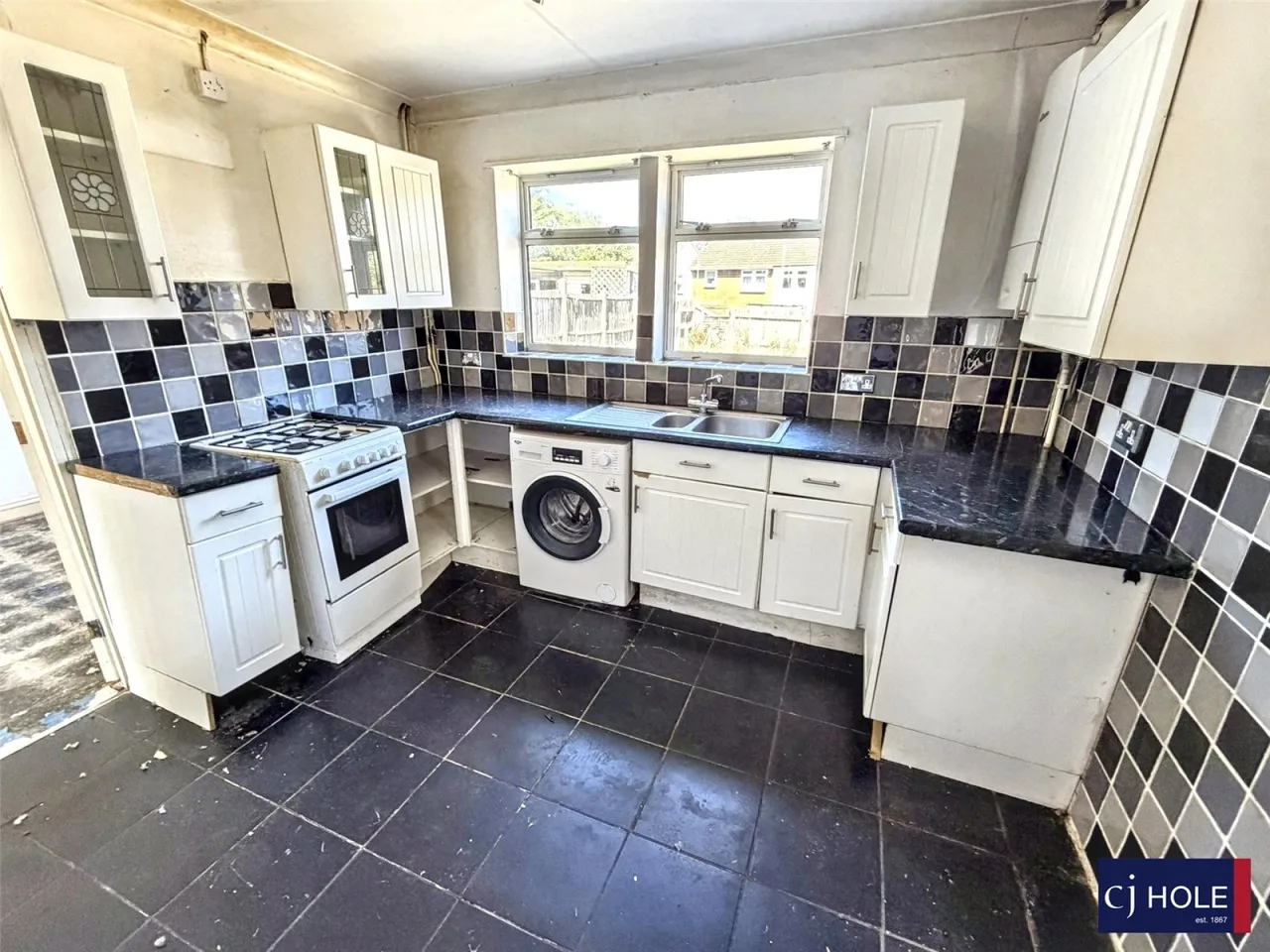 Queens Close, Hucclecote, GL3, photo 12