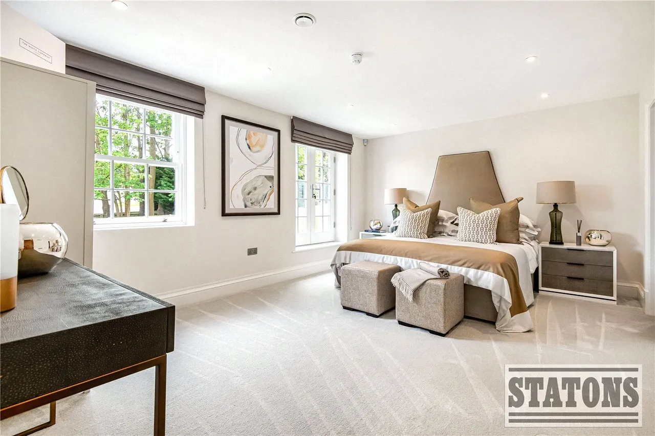Cullinan Close, Cuffley, Hertfordshire, EN6 4FF, photo 12