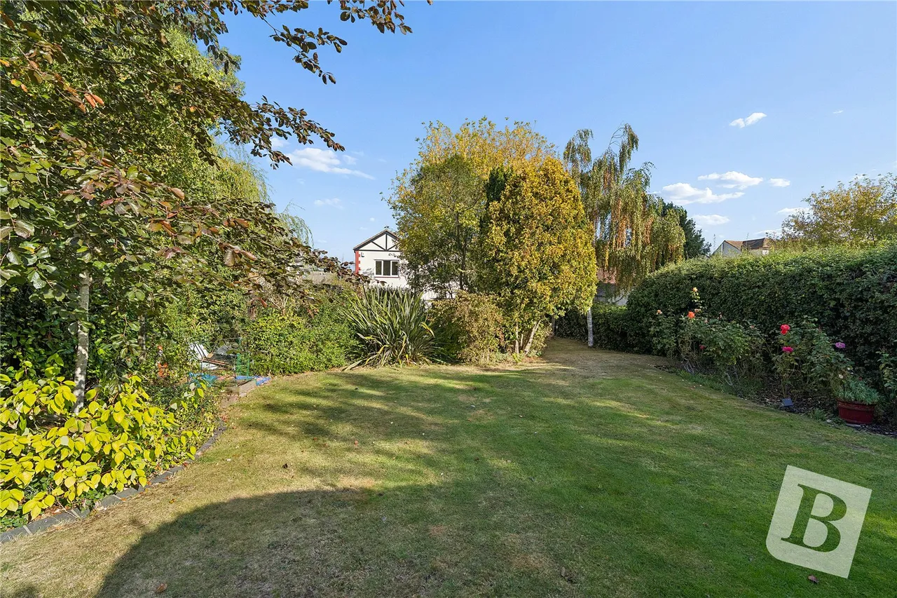 Southend Road, Wickford, SS11, photo 17