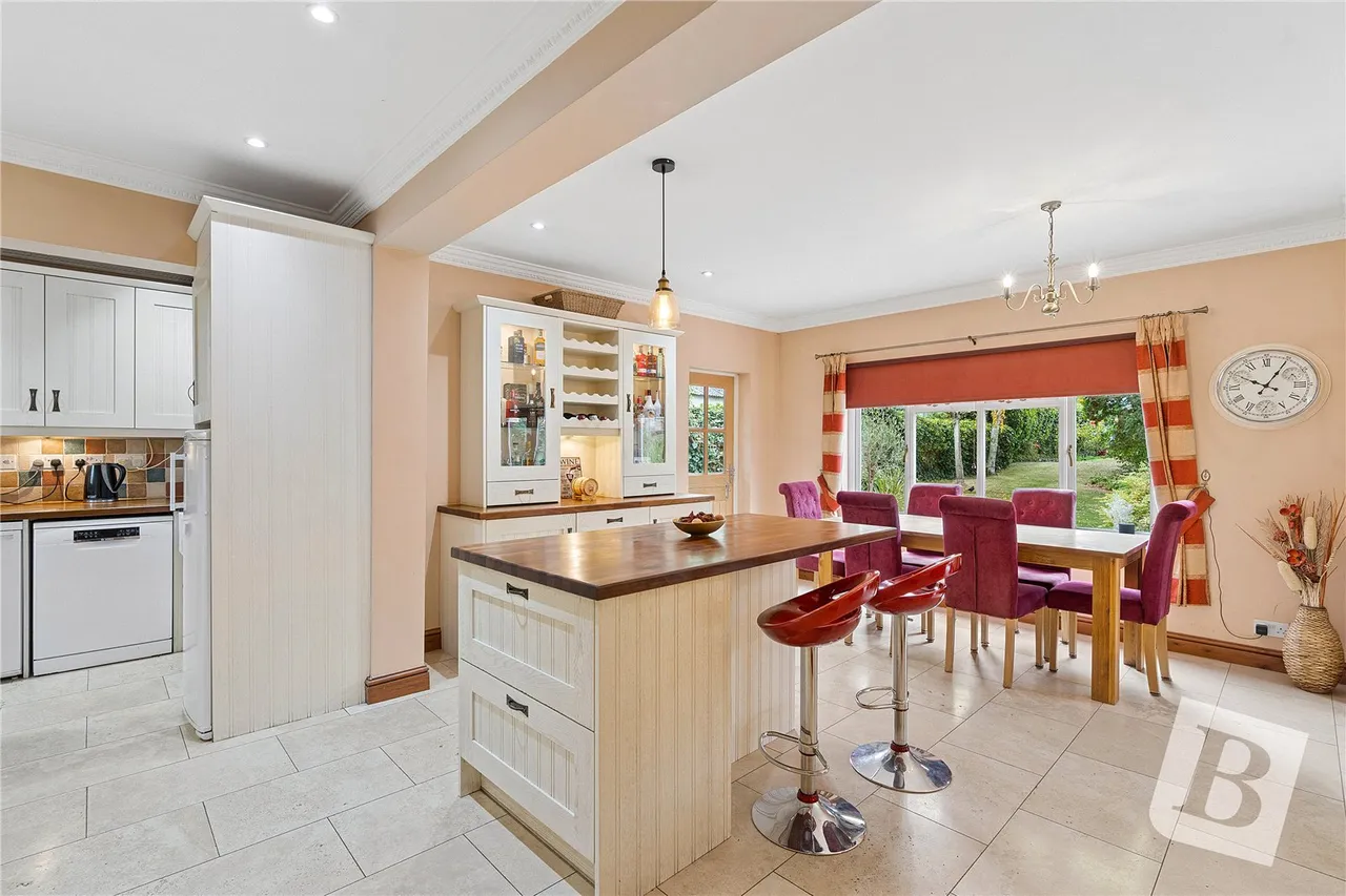 Southend Road, Wickford, SS11, photo 8