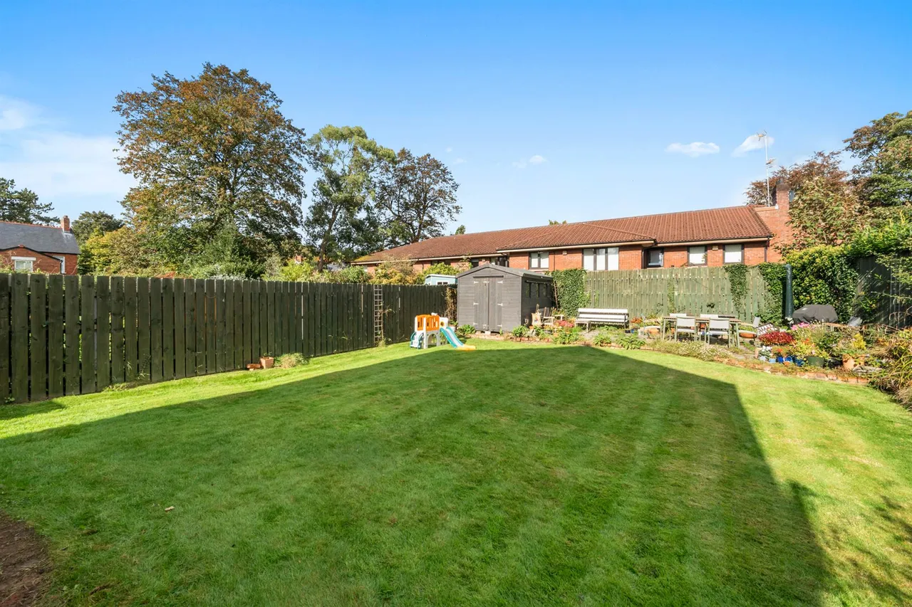 Cyprus Gardens, Ballyhackamore, BT5, photo 34