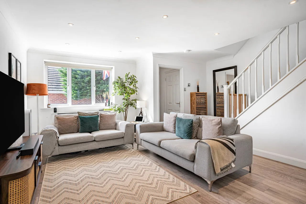 Charta Road, Egham, TW20, photo 23