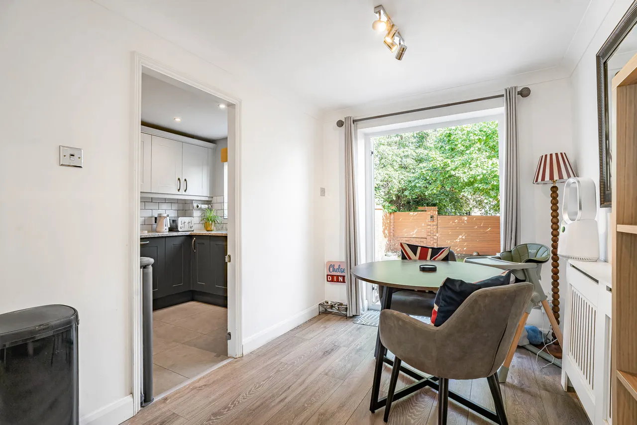 Charta Road, Egham, TW20, photo 8