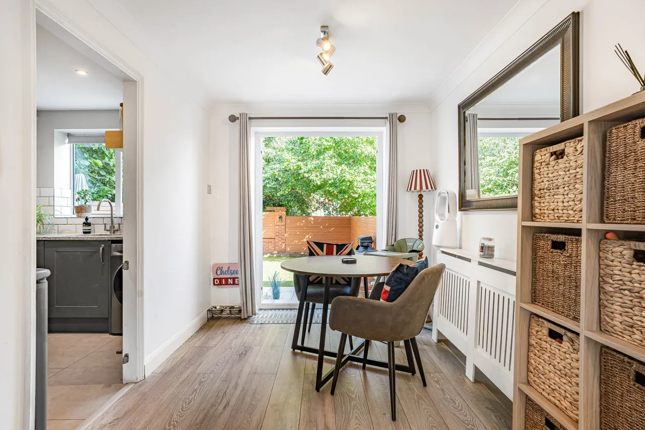 Charta Road, Egham, TW20, photo 7