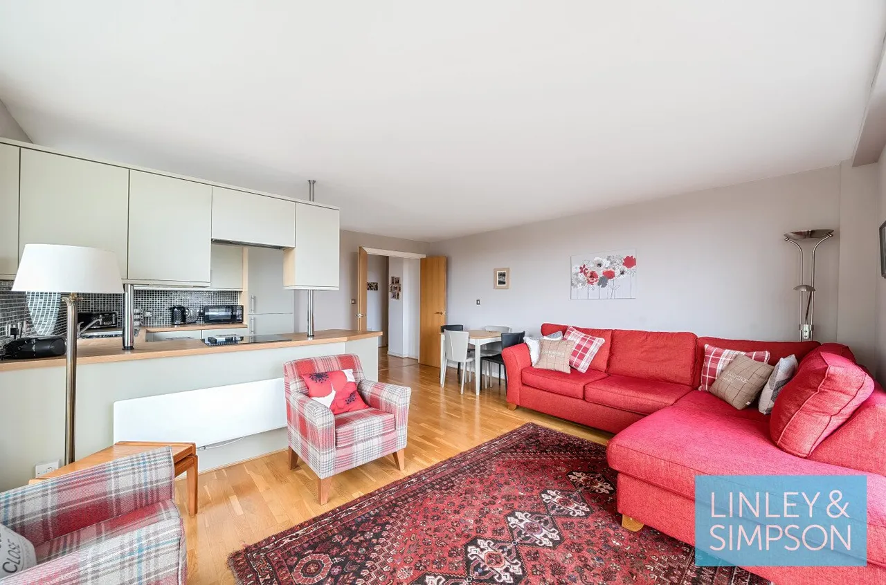 Whitehall Quay, Leeds, LS1, photo 3