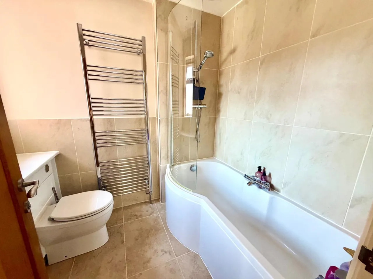 The Crescent, Surrey Egham, TW20, photo 8