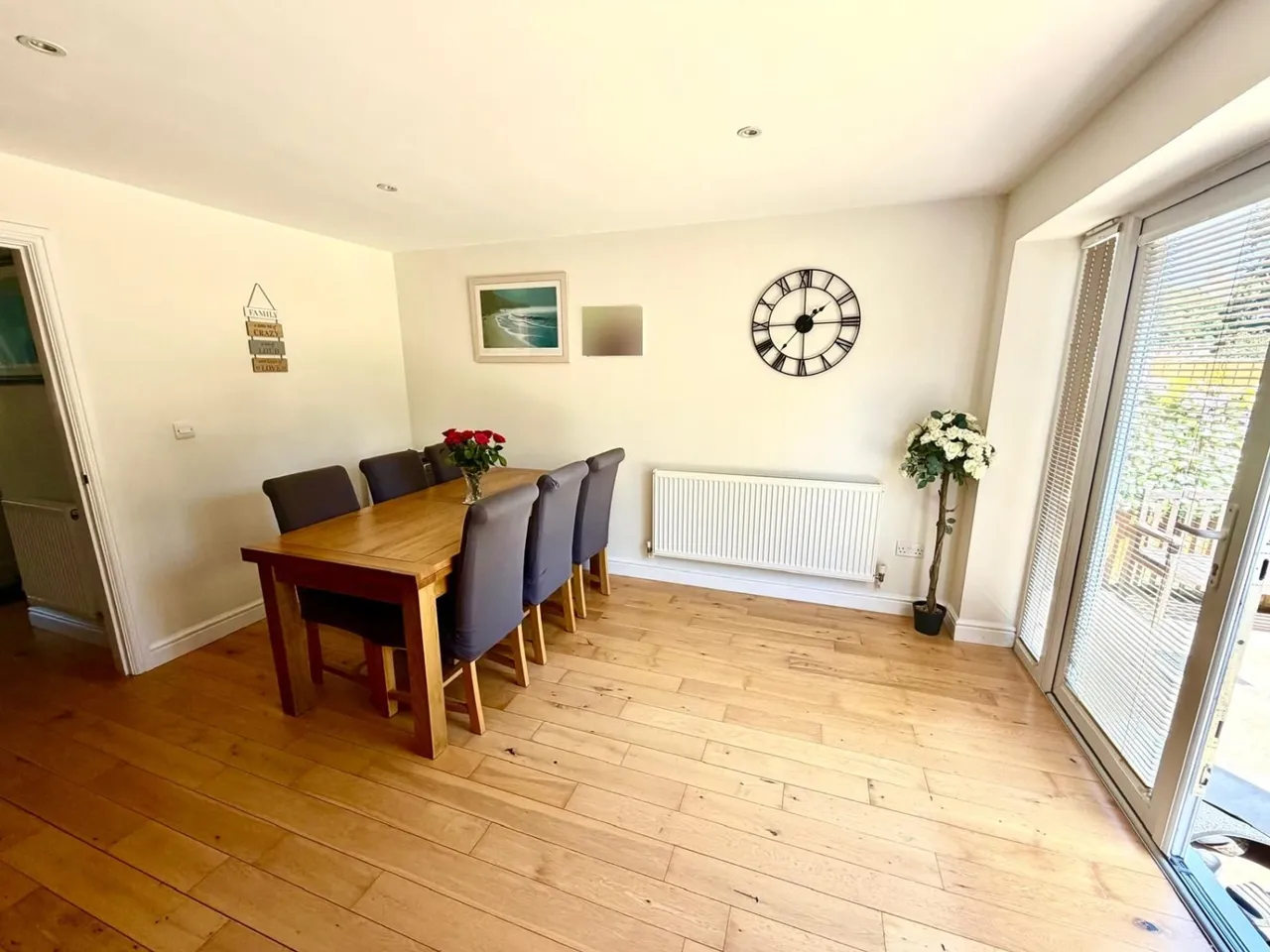The Crescent, Surrey Egham, TW20, photo 3