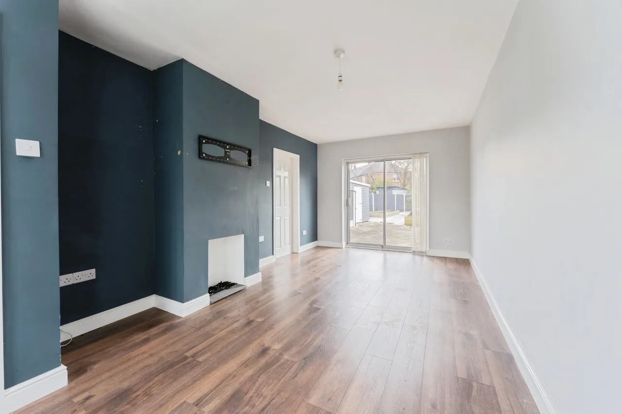 Ferguson Avenue, Ellesmere Port, CH66, photo 3