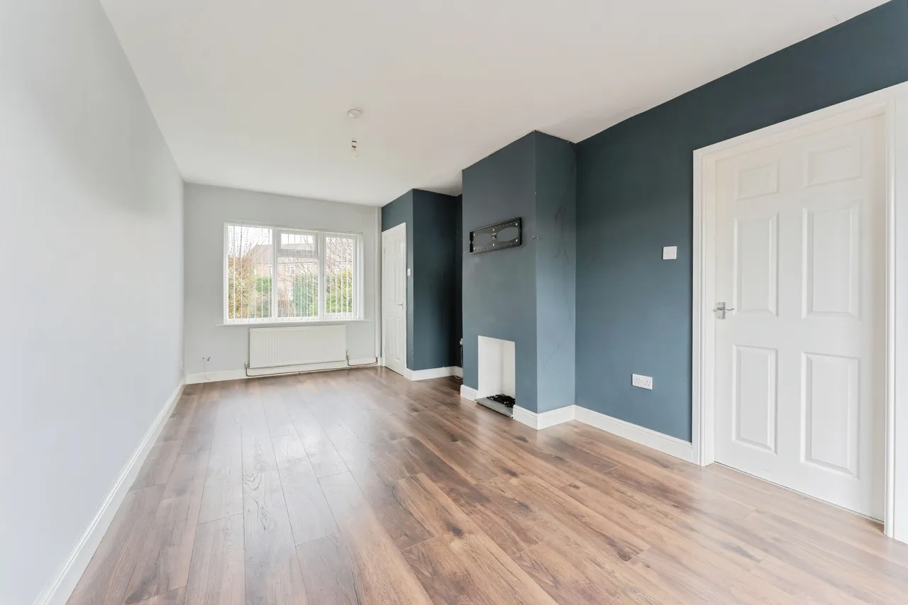 Ferguson Avenue, Ellesmere Port, CH66, photo 4