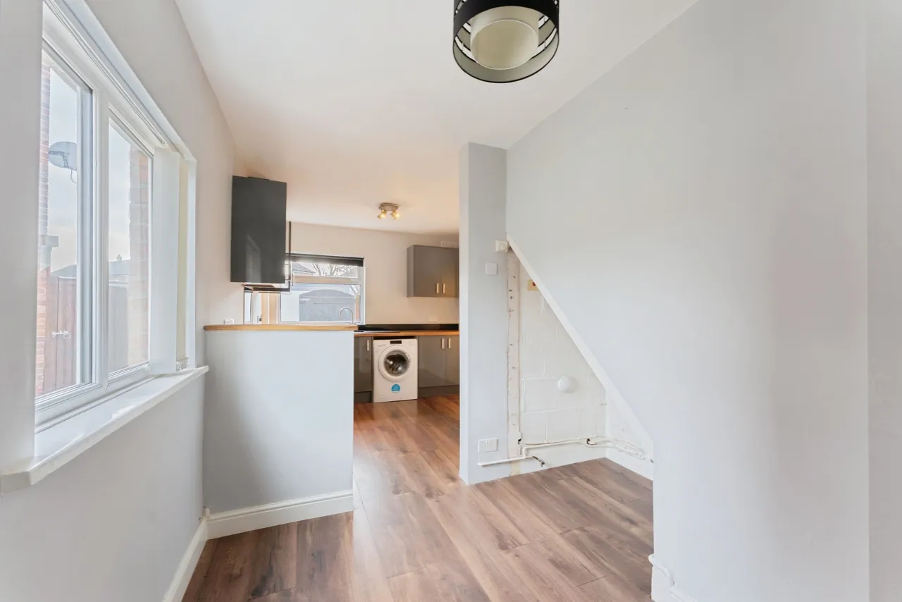 Ferguson Avenue, Ellesmere Port, CH66, photo 6