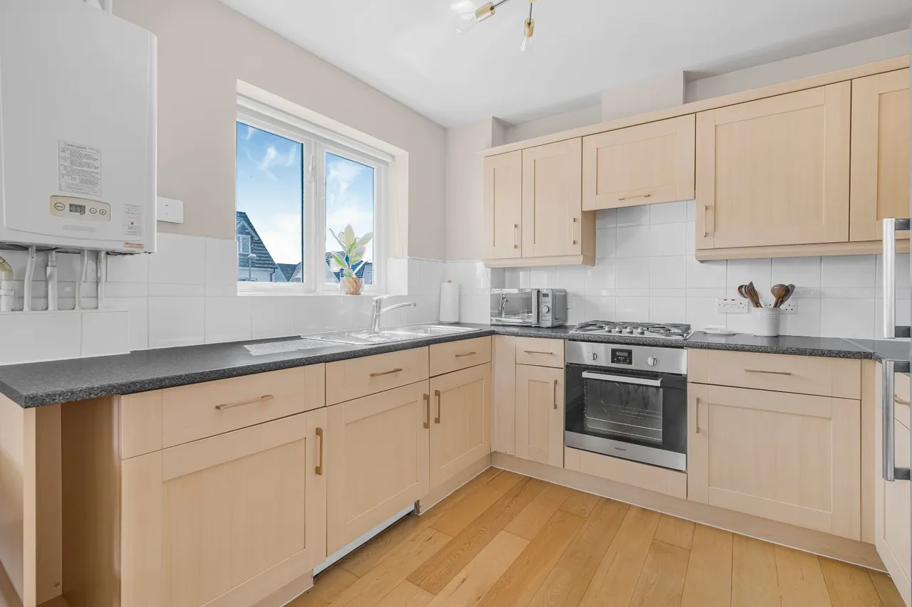 Chandlers Close, West Molesey, KT8, photo 10