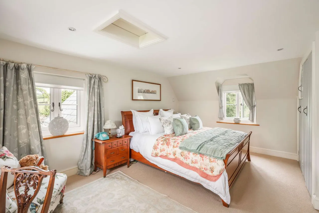 Stubhampton, Blandford Forum, DT11, photo 16