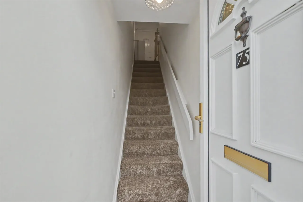 Staindale Drive, Nottingham, NG8, photo 5