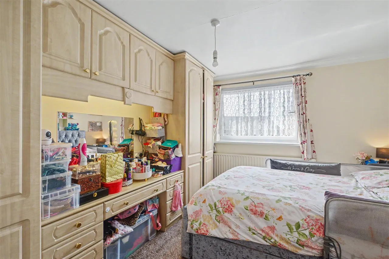 Staindale Drive, Nottingham, NG8, photo 9