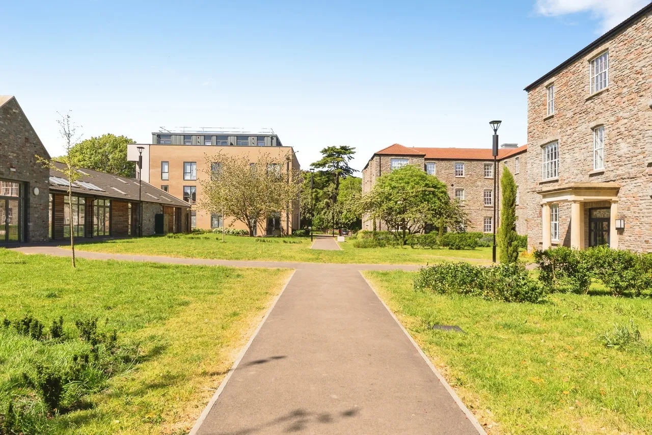 Admiral House, Captains Gardens, Fishponds, Bristol, BS16, photo 7