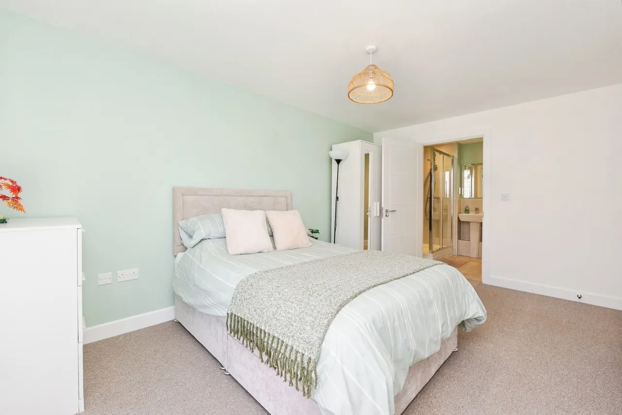 Admiral House, Captains Gardens, Fishponds, Bristol, BS16, photo 13