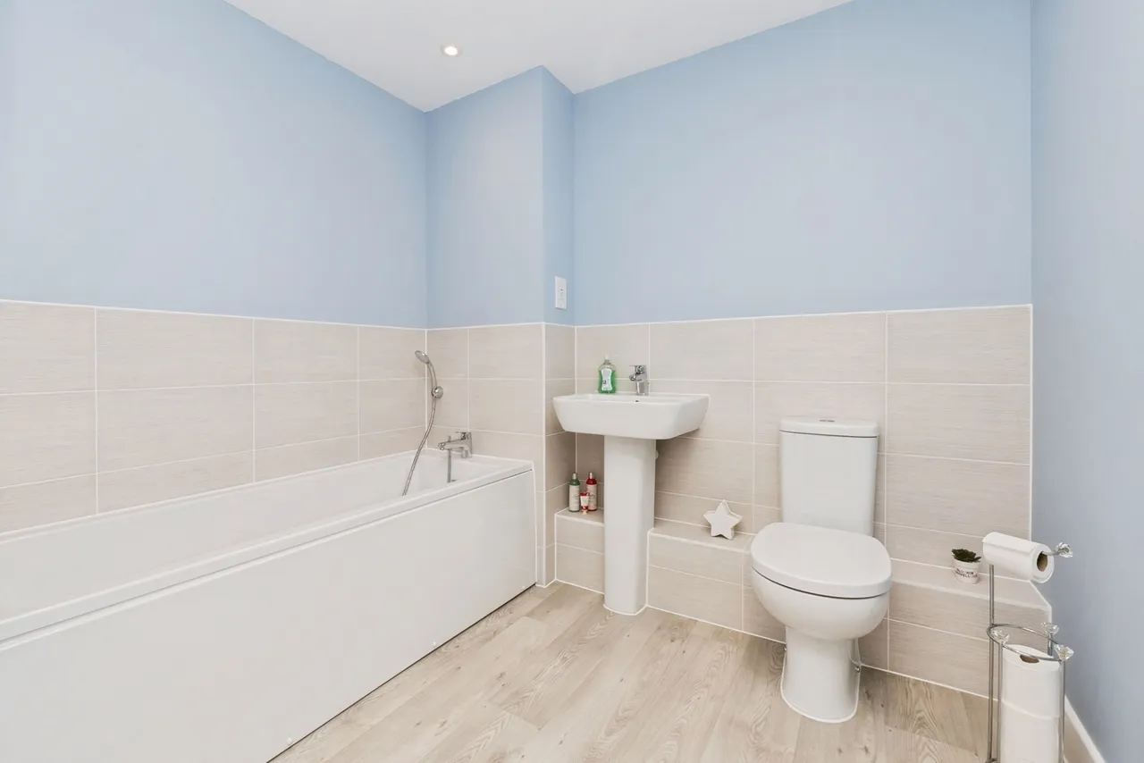 Admiral House, Captains Gardens, Fishponds, Bristol, BS16, photo 18
