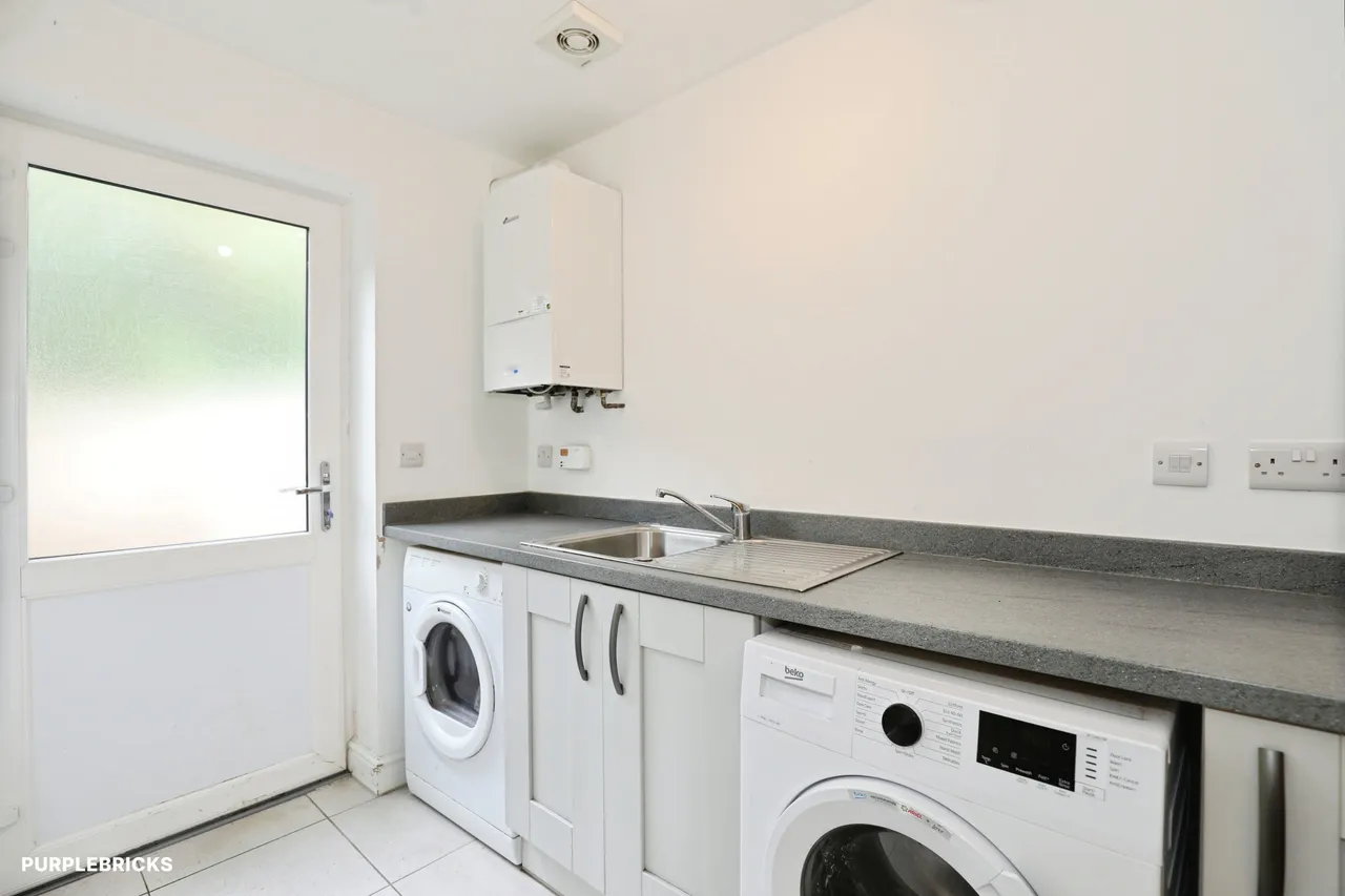 Stafford Avenue, Newcastle, ST5, photo 14