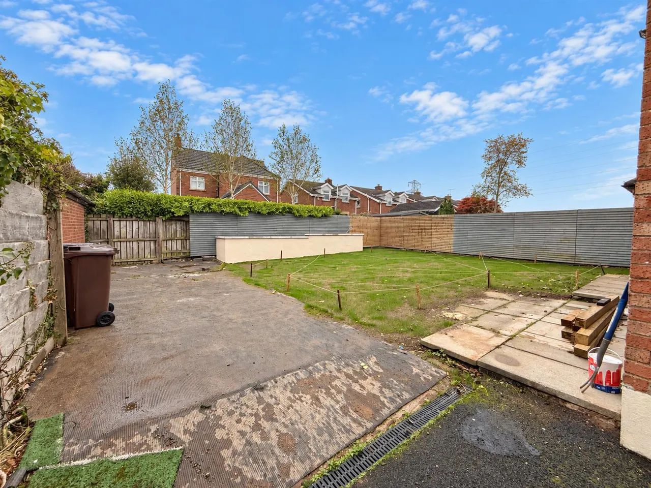 Saintfield Road, Belfast, BT8, photo 19