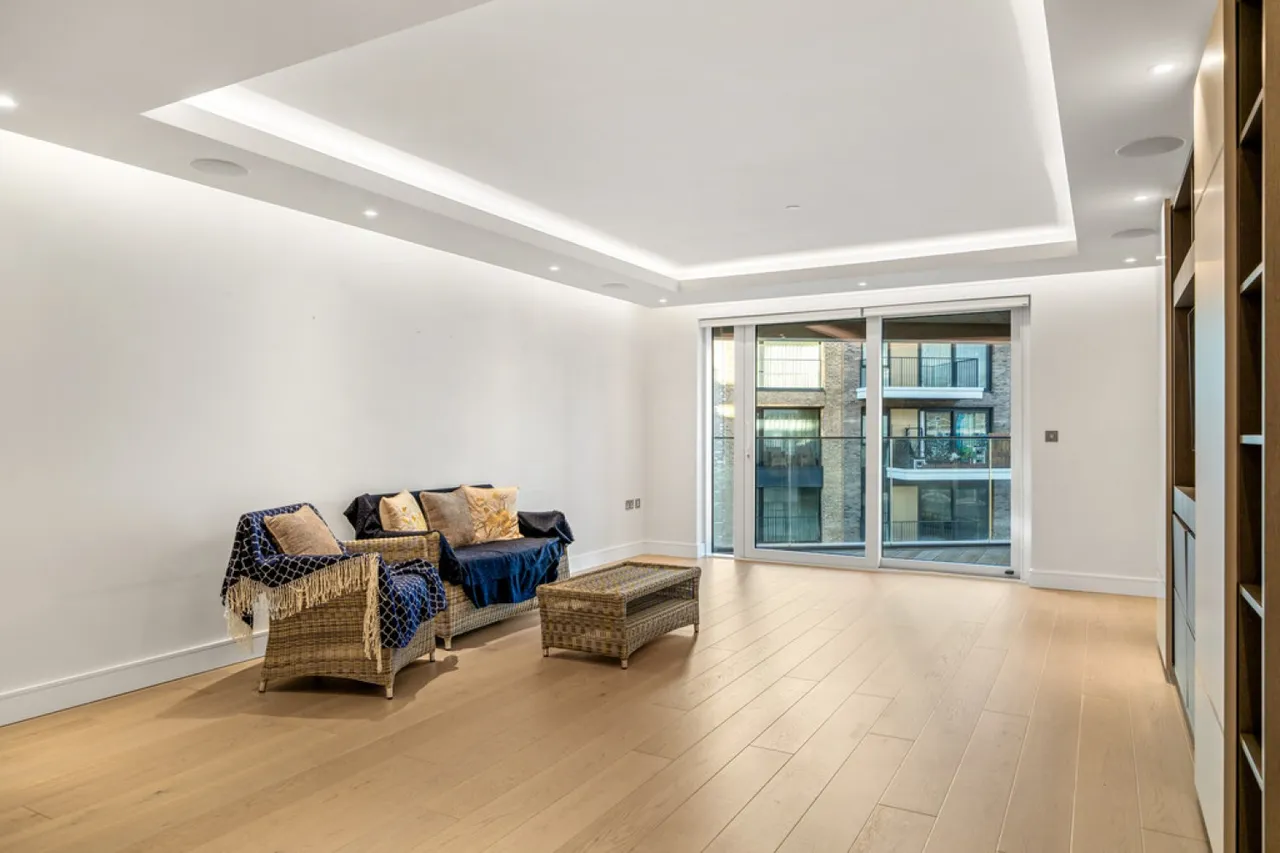 2 bed flat for sale, Park Street, Chelsea Creek, SW6