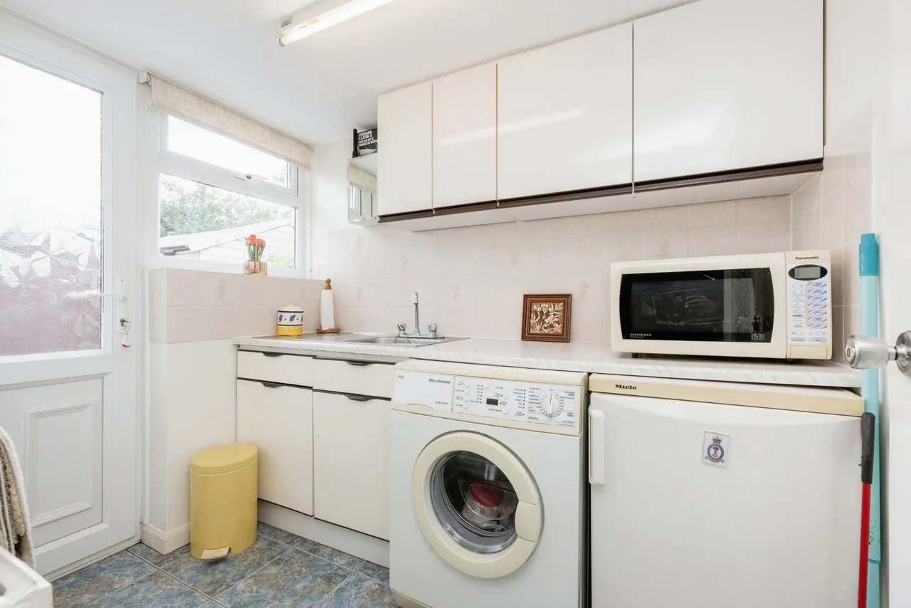 Silver Street, Great Barford, Bedford, MK44 3HU, photo 10