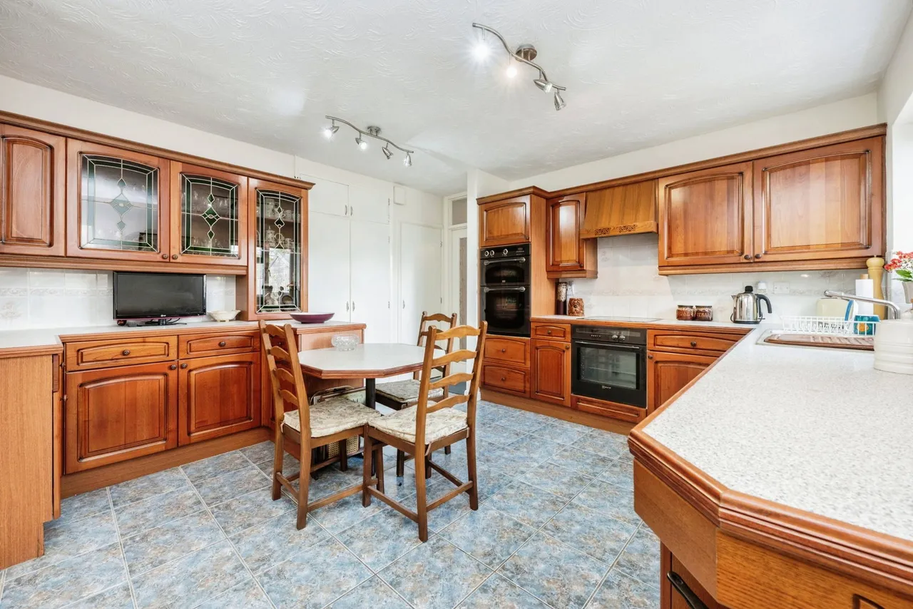 Silver Street, Great Barford, Bedford, MK44 3HU, photo 8
