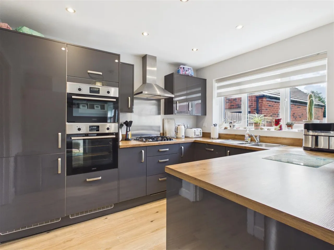 Wheelbarrow Way, Malvern, WR14, photo 7