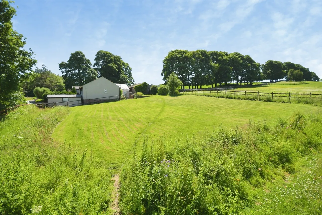 The Ditch, Chelmorton, SK17, photo 5