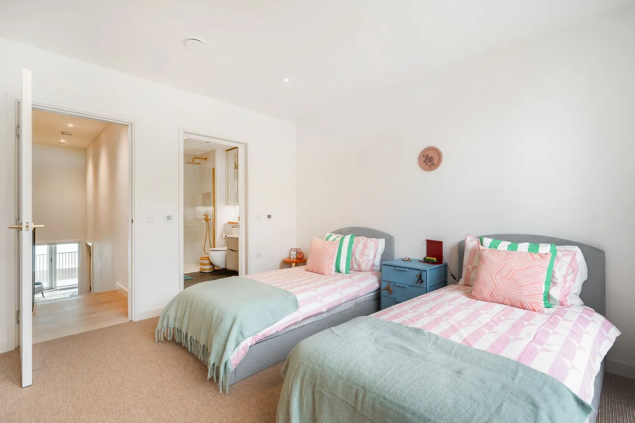 Shoreline Crescent, Folkestone, CT20, photo 17