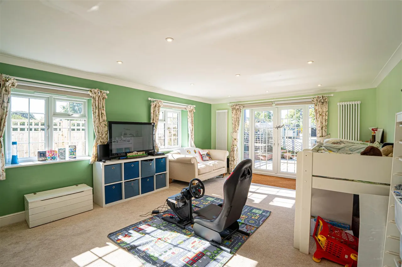Fourteen Acre Lane, Three Oaks, photo 8